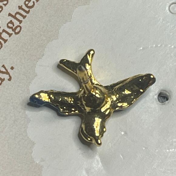 Vintage Alabaster Blue Bird of Happiness Crystal Gold Tone Lapel Pin USA - Picture 7 of 13